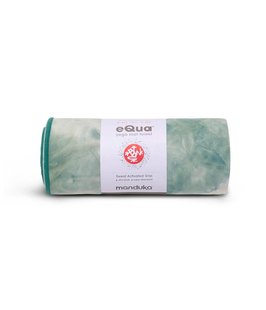 ผ้าปูทับเสื่อโยคะ Manduka รุ่น eQua&reg; สีเขียวลาย (72")